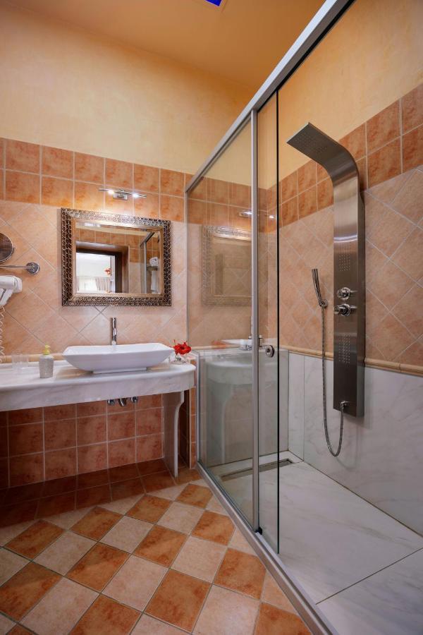 Casa Moazzo Suites And Apartments Rethymno  ภายนอก รูปภาพ